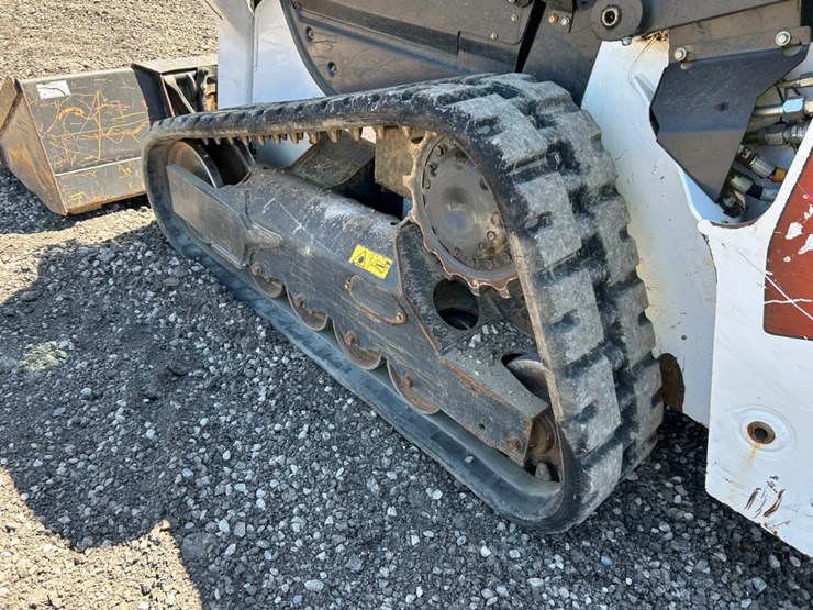 2021-bobcat-t64-image-16