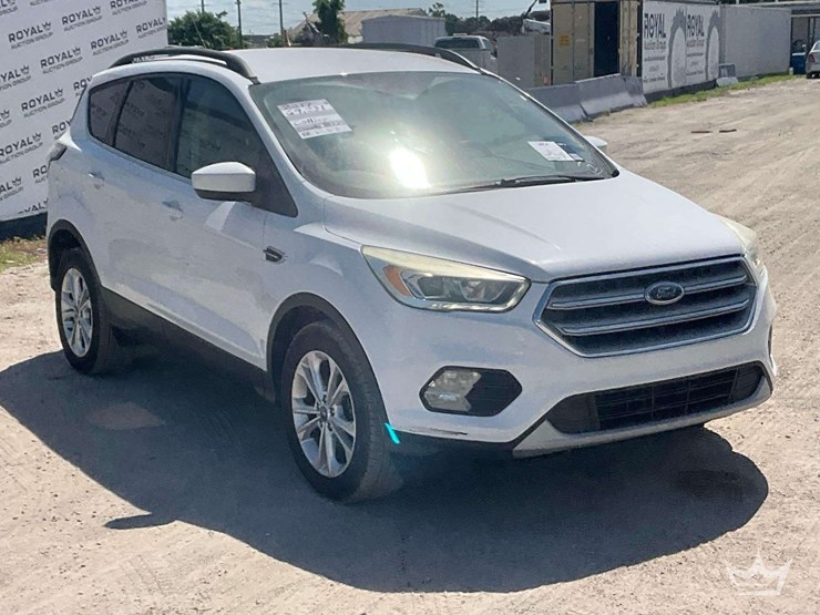 2017-ford-escape-image-3