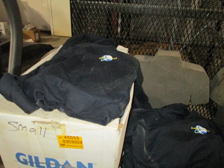 #45055-•-lot-of-various-sweatshirts-inv#45055-image-4