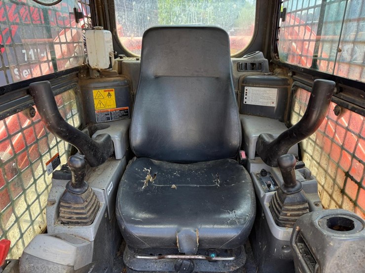 kubota-svl75-2-image-18