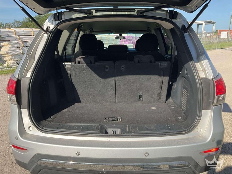 2014-nissan-pathfinder-image-21