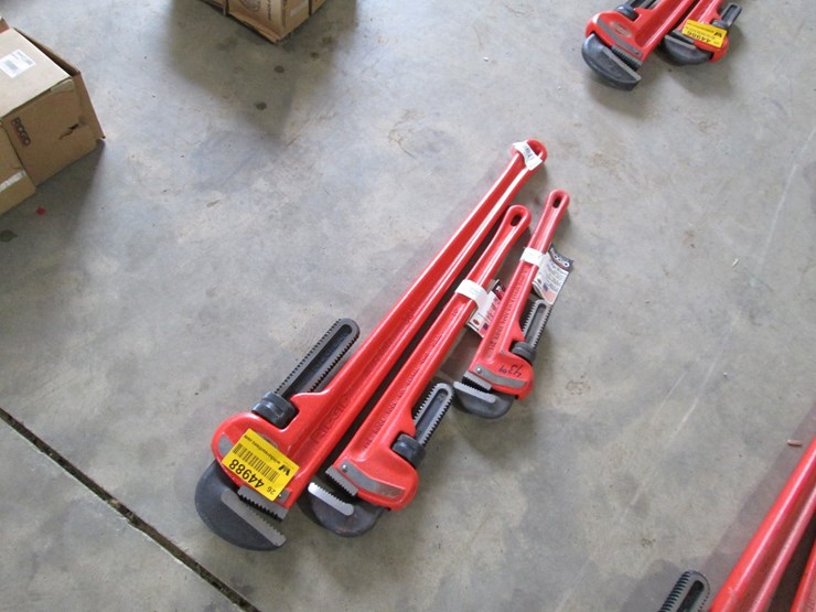 #44988-•-lot-of-(3)-unused-rigid-36",-24"-&-18"-pipe-wrenches-inv#44988-image-1