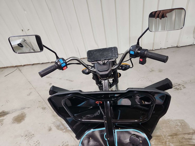 electric-tricycle-image-9