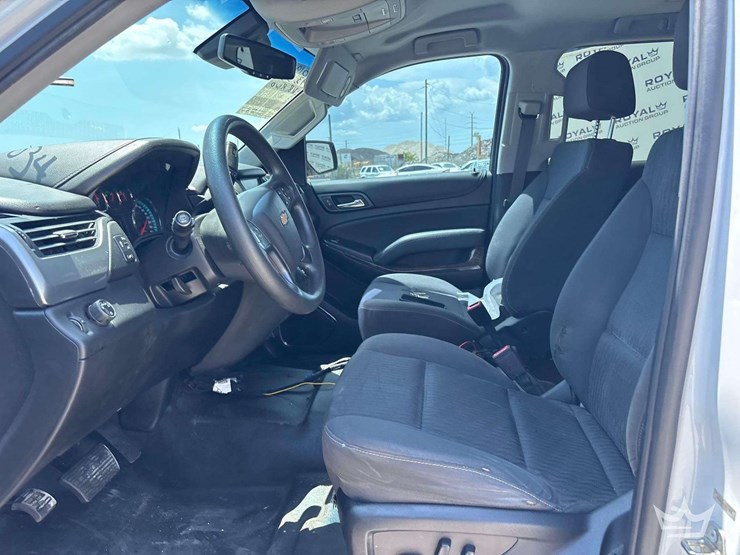 2019-chevrolet-tahoe-image-7