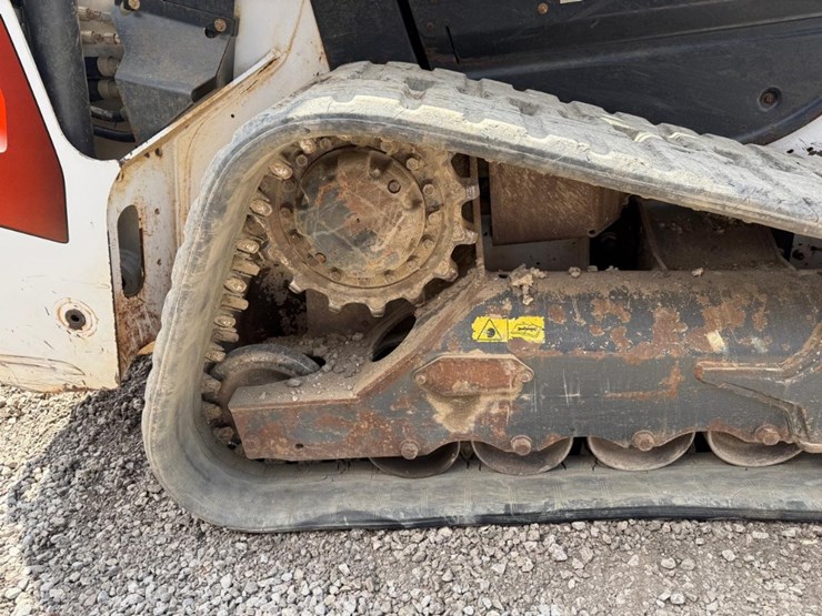 2022-bobcat-t62-image-14