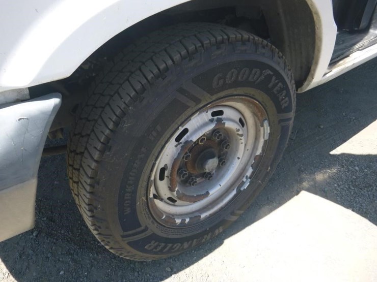 2003-dodge-ram-van-image-13