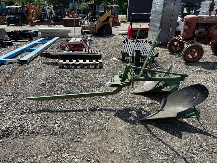 john-deere-2-image-1