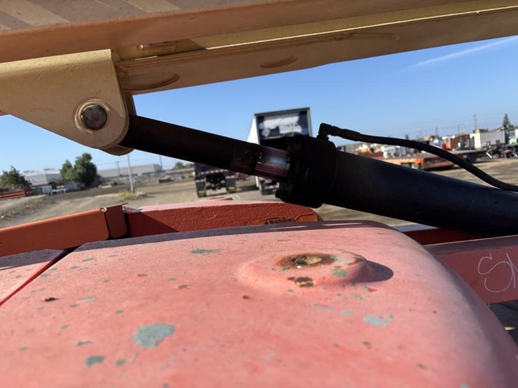 2003-jlg-600aj-image-29