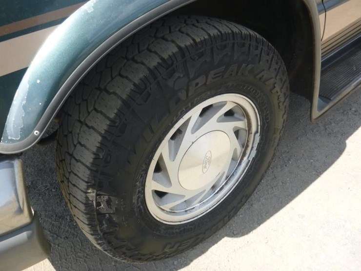 1997-ford-150-image-13