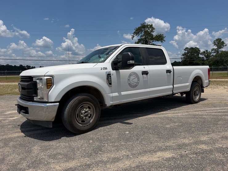 2019-ford-f250-image-1