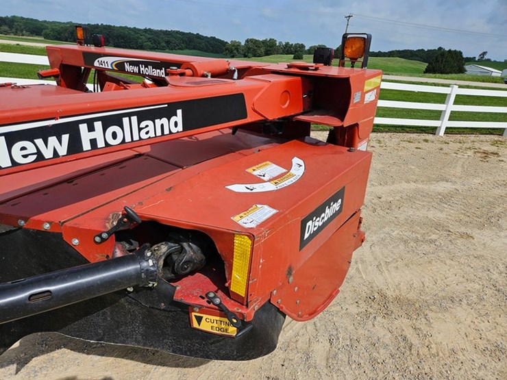 new-holland-1411-image-19