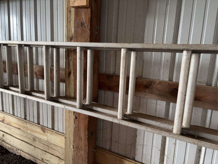 aluminum-extension-ladder-image-6