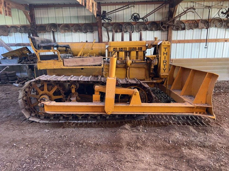 caterpillar-thirty-image-2
