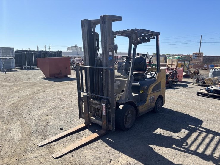 2020-caterpillar-2c6000-image-1