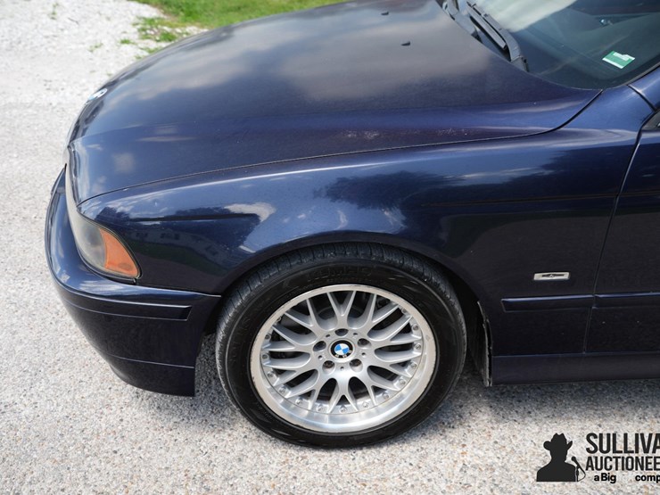 run-#228---2003-bmw-530i-sedan-image-12