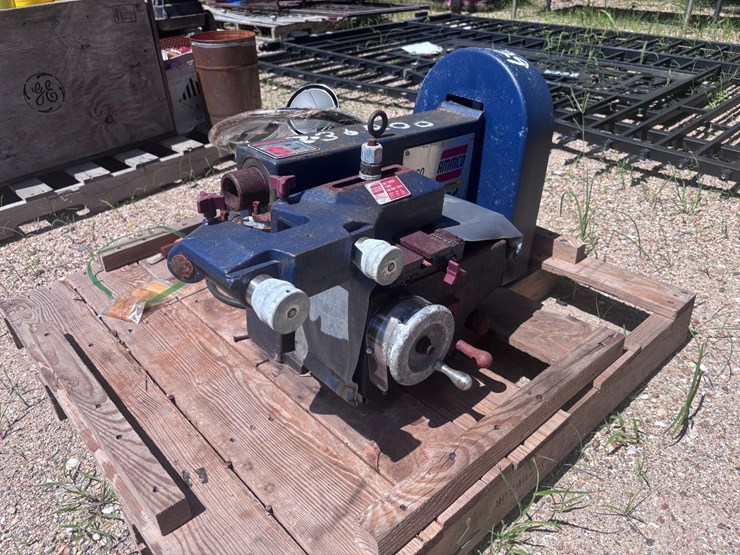 #36200-•-ammco-3860-brake-lathe-image-1