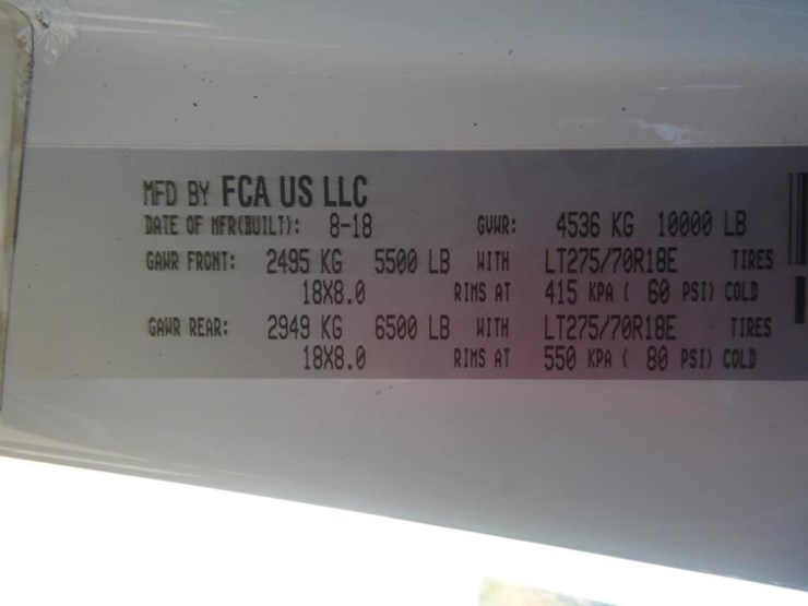 2018-dodge-2500-image-23