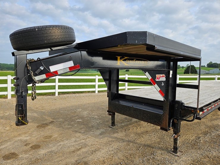 2019-kaufman-102"-image-12
