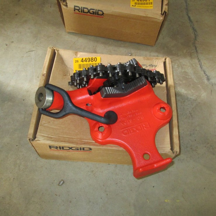 #44980 • Unused Rigid BC-610A 1/8-3/4" Bench Chain Vise INV#44980