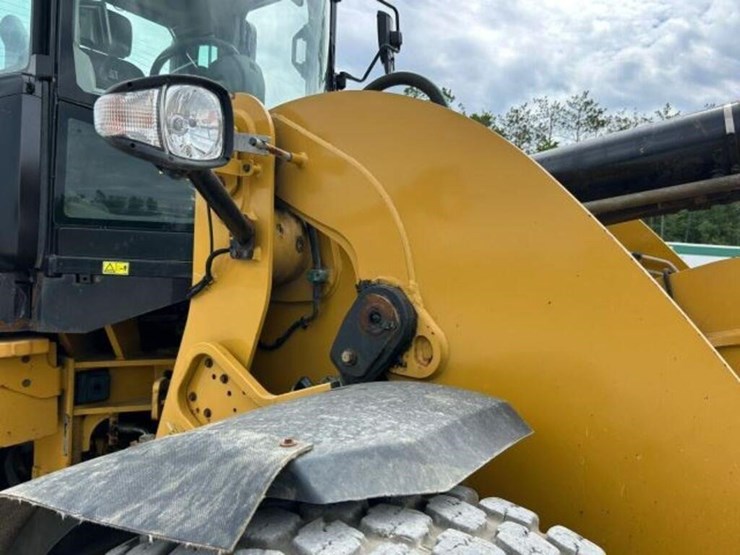 2016-caterpillar-938k-image-44