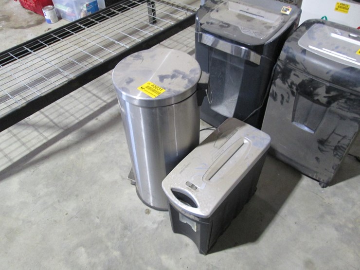 #45031-•-paper-shredder-&-waste-basket-inv#45031-image-1