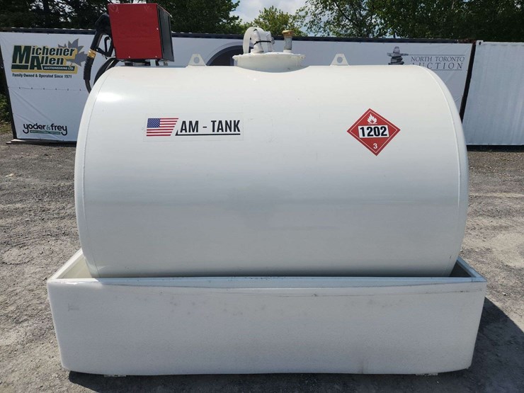 am-tank-fuel-tank-with-pump/nozzle-(1050-gallon/4000-litre)-image-1