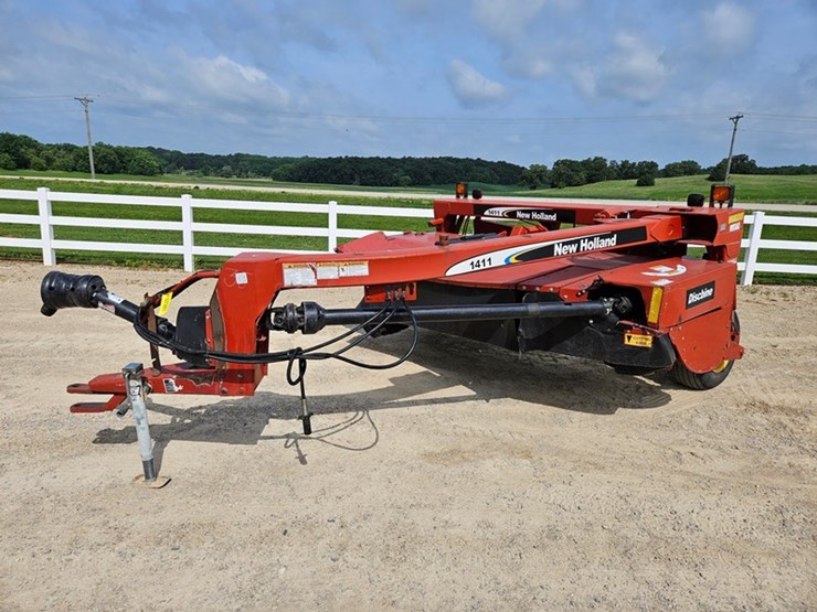 new-holland-1411-image-1