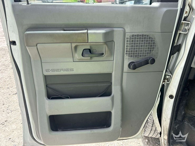 2021-mercedes-benz-sprinter-4500-image-16