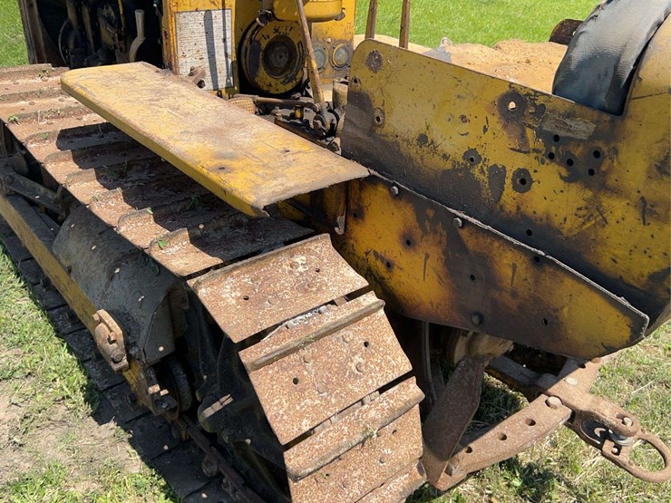 caterpillar-d2-image-30
