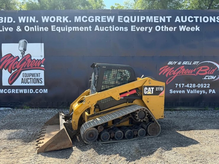 2015-caterpillar-277d-image-1