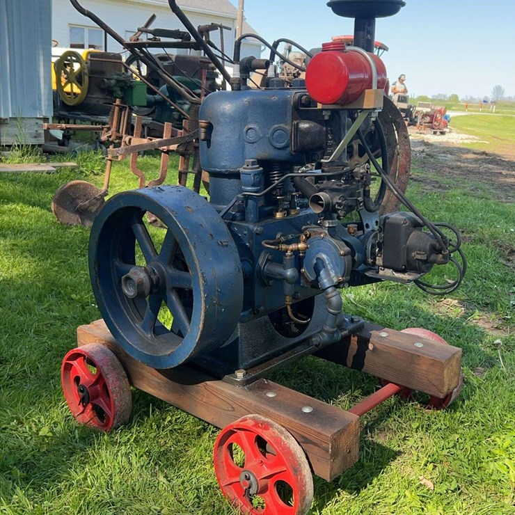 Cushman 8HP