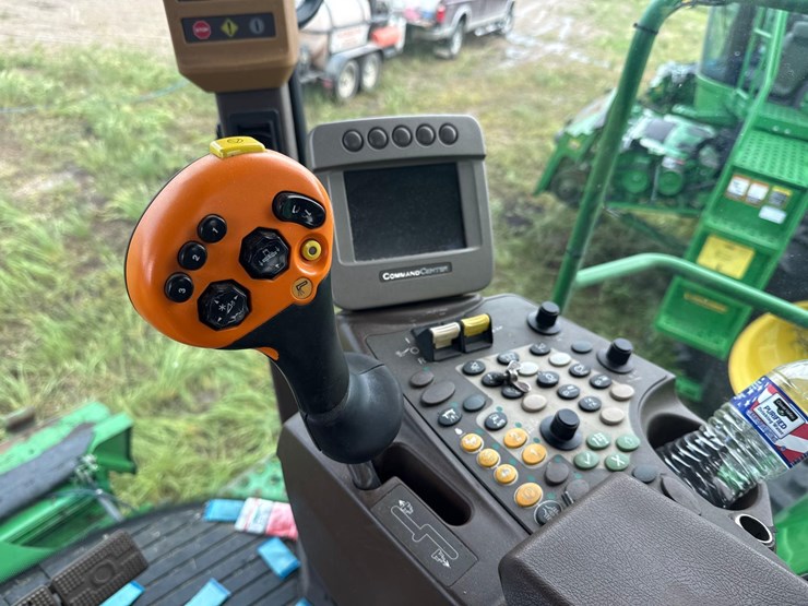 2011-john-deere-9870-sts-image-27