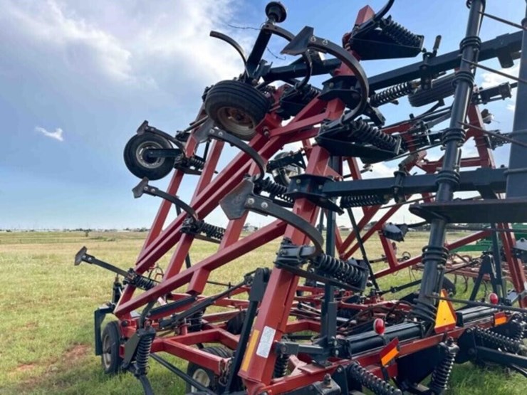 case-ih-600-image-19
