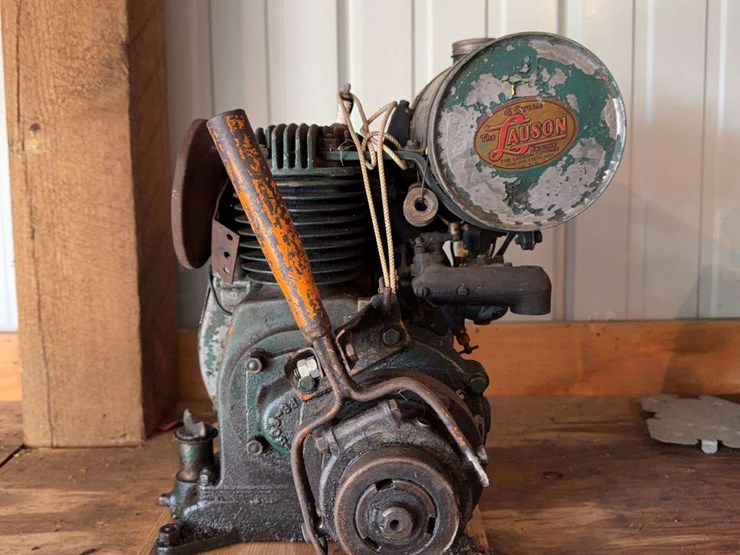 1.5-h.p.-lauson-engine-image-2