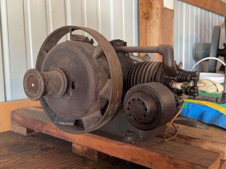 (2)-small-gas-engines-image-11