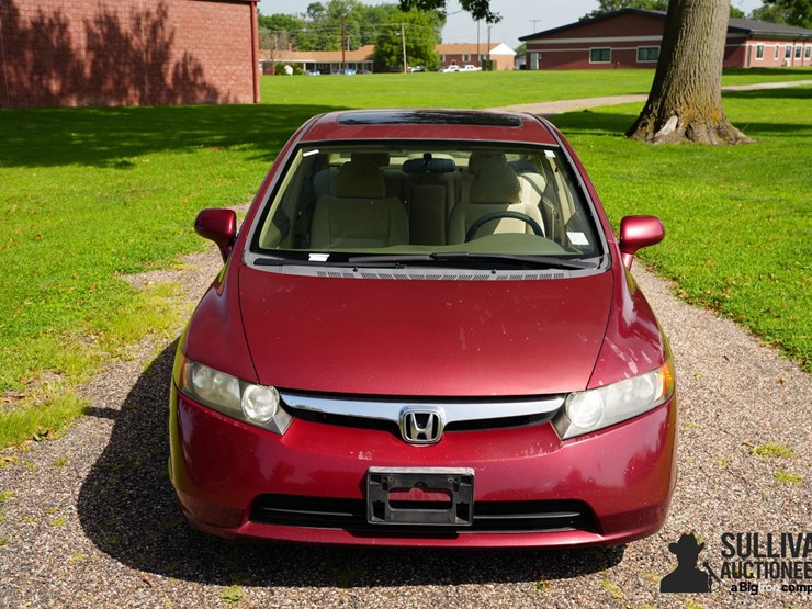 run-#35---2007-honda-civic-sedan-image-2