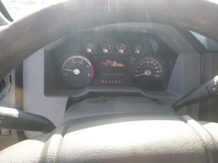 2012-ford-f550-image-24