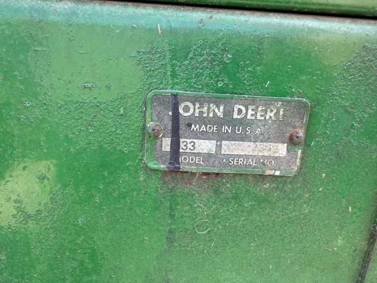 john-deere-33-image-8