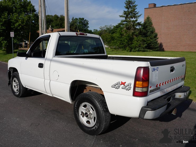 2002-gmc-sierra-1500-image-7