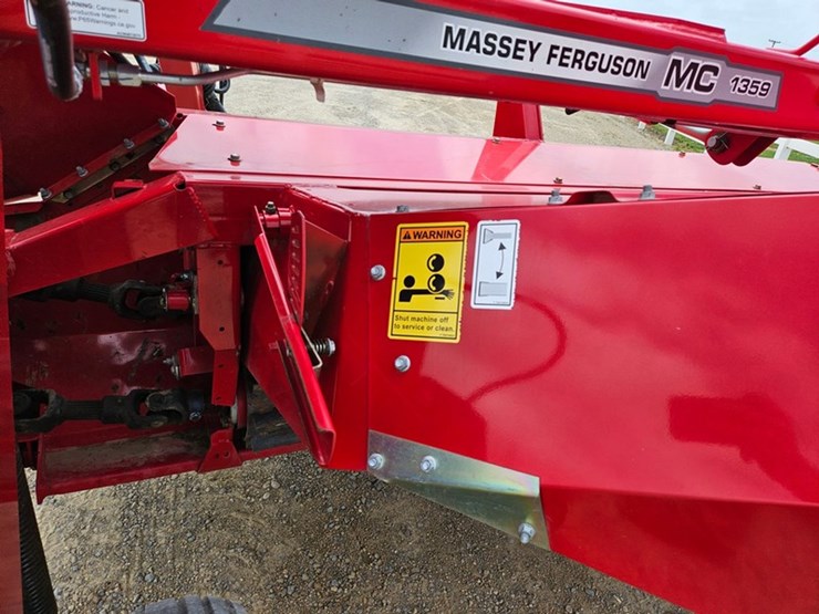 massey-ferguson-1359-image-31