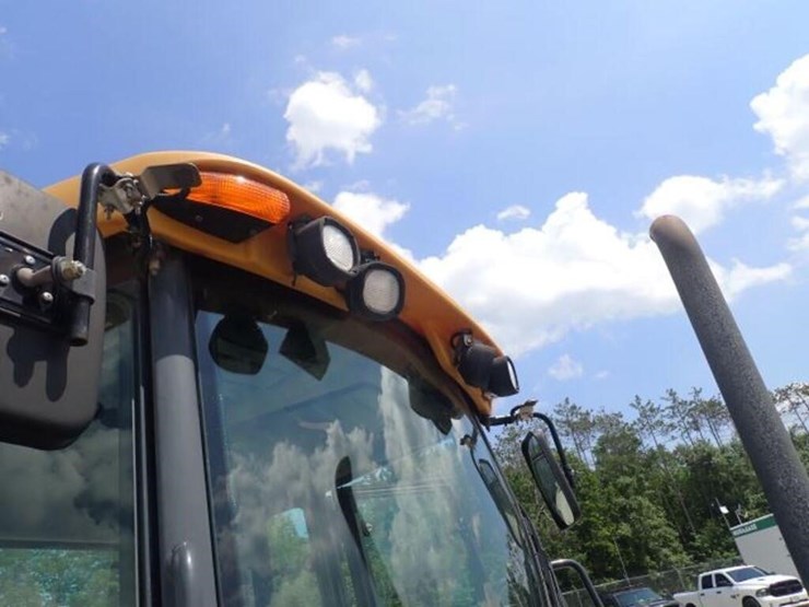 2009-deere-310sj-image-38