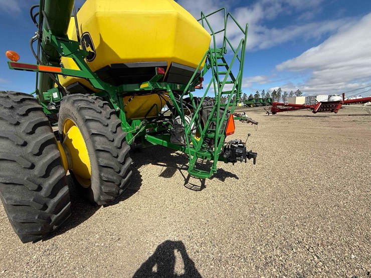 john-deere-1900-image-4
