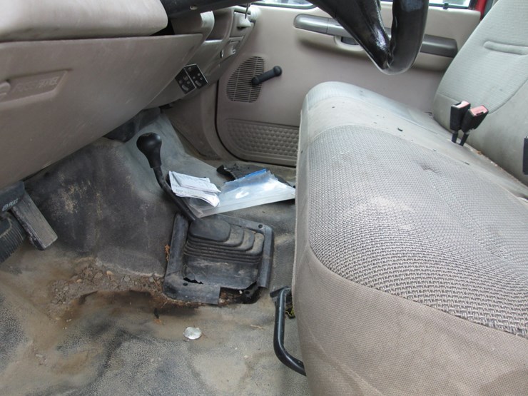 2002-ford-f250-image-30