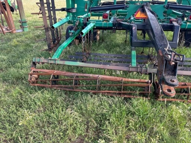 great-plains-folding-3-box-drill,-40'-image-12