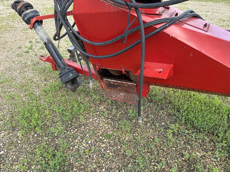 buhler-farm-king-1395-image-11
