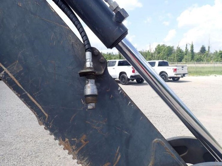 2009-deere-310sj-image-68