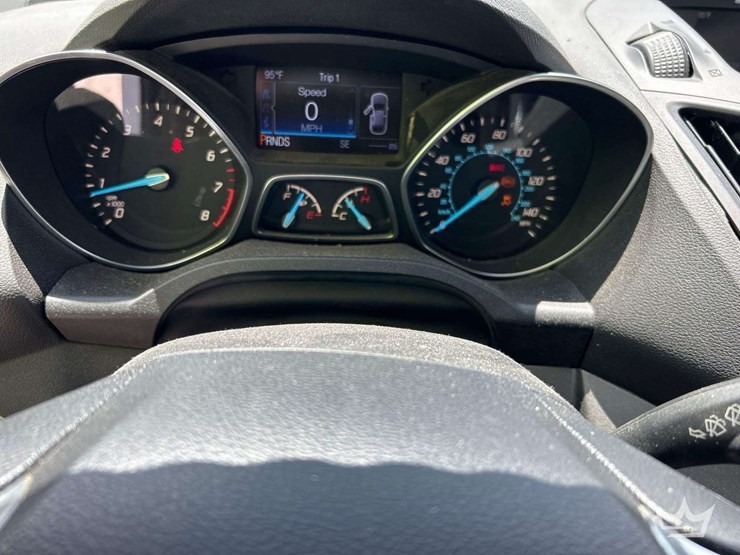 2016-ford-escape-image-12