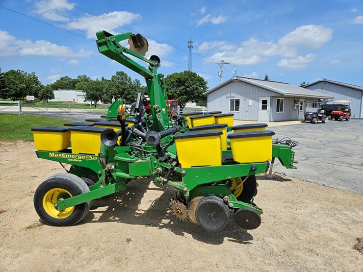 john-deere-1760-image-6