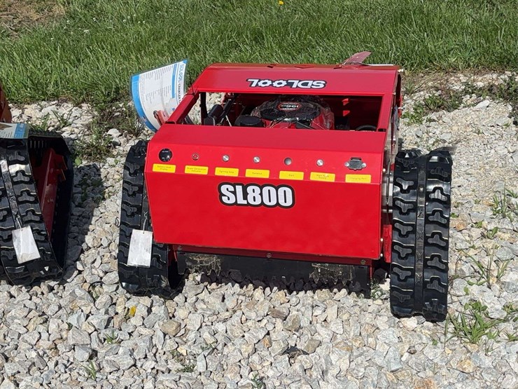 sdlool-sl800-remote-control-crawler-lawn-mower-image-4
