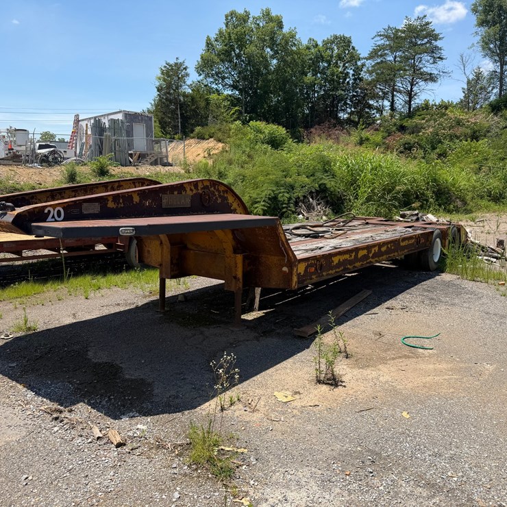 #15 • PHELAN LOWBOY TRAILER